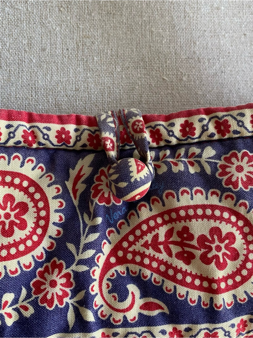 Vintage Vera Bradley Large Red Quilted Paisley Tote Bag EUC - Picture 4 of 11